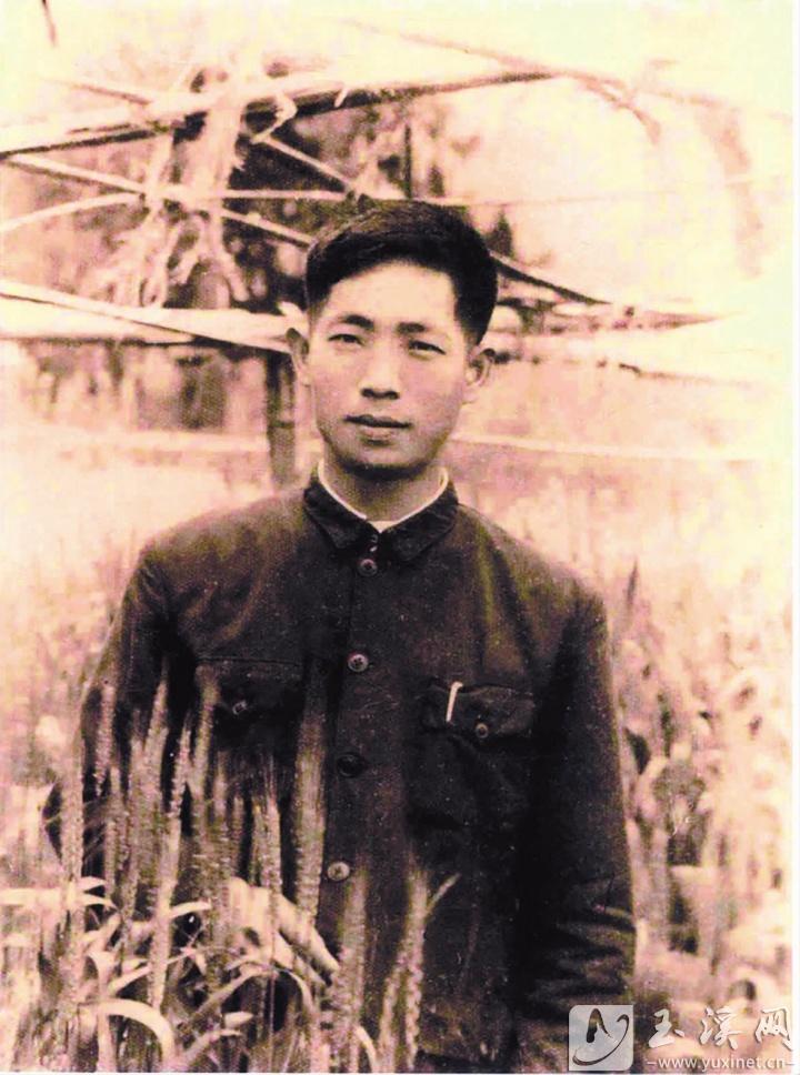 大学时代的袁隆平。（配图选自国家杂交水稻工程技术研究中心、隆平水稻博物馆编著的《把功勋写在大地——袁隆平画传》）